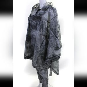 Lululemon Set Hooded Poncho Matching Pants Set Size 8